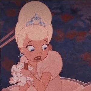 Meet your Posher, Ellouise